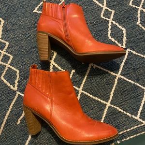 Lucky Brand Nesley Ankle Bootie